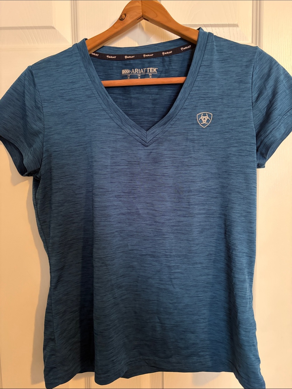 Ariat Ariattek Women's V-Neck Short Sleeve Top - Blue